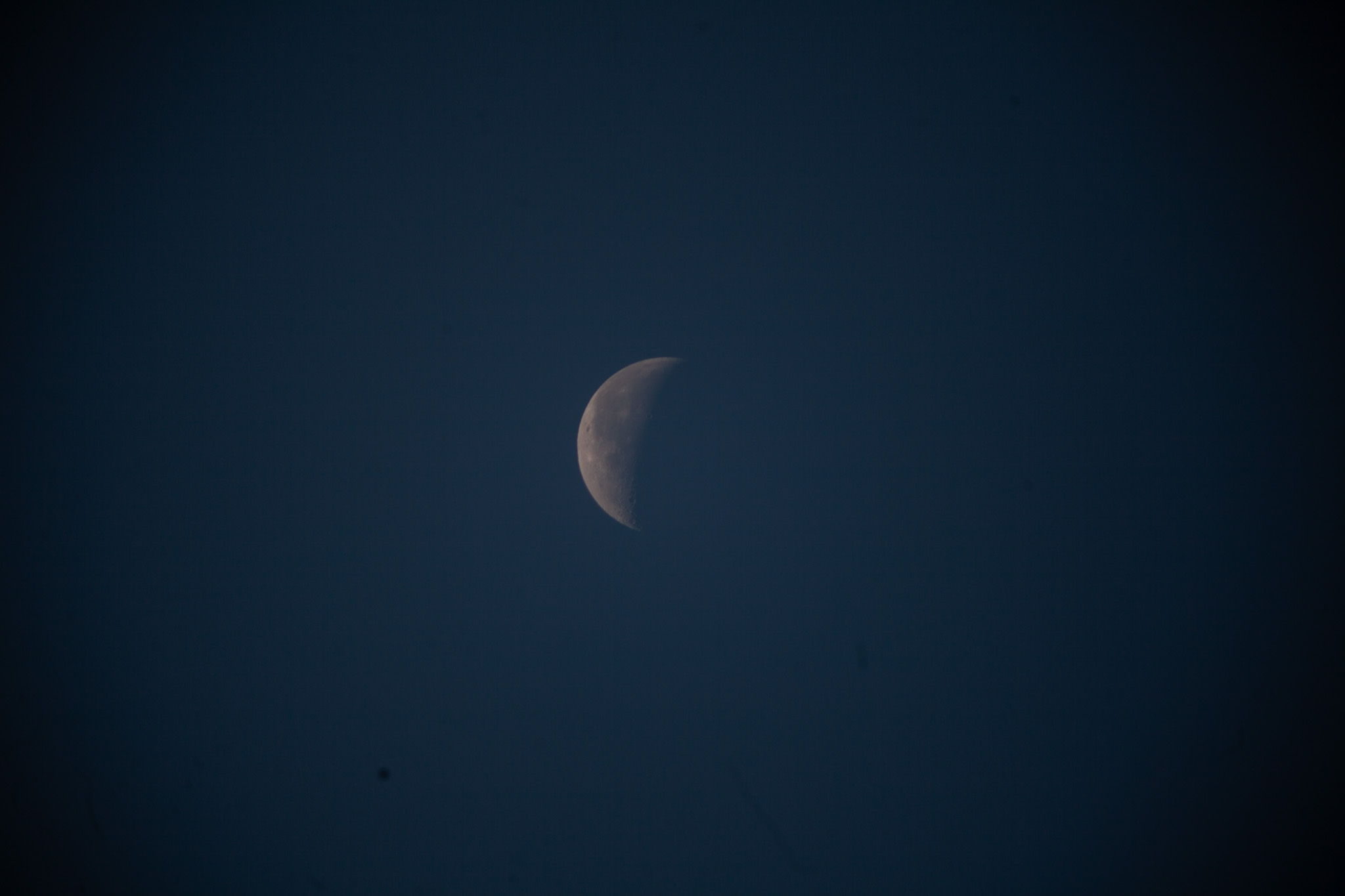 Bad vignetting on the first daytime moon shot
